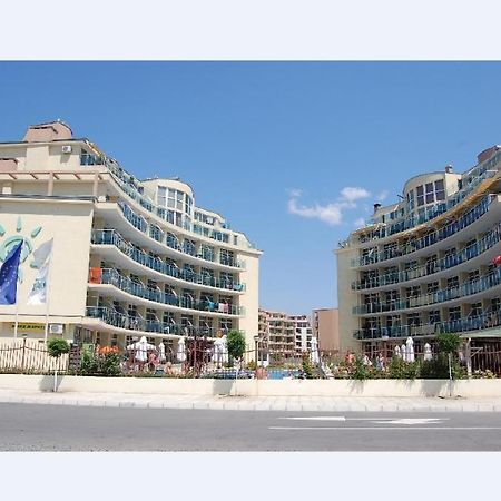 Julia Family Apartments Slăntjev Brjag Exteriör bild