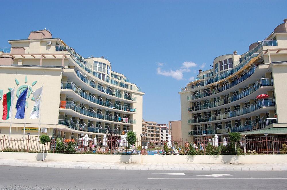 Julia Family Apartments Slăntjev Brjag Exteriör bild